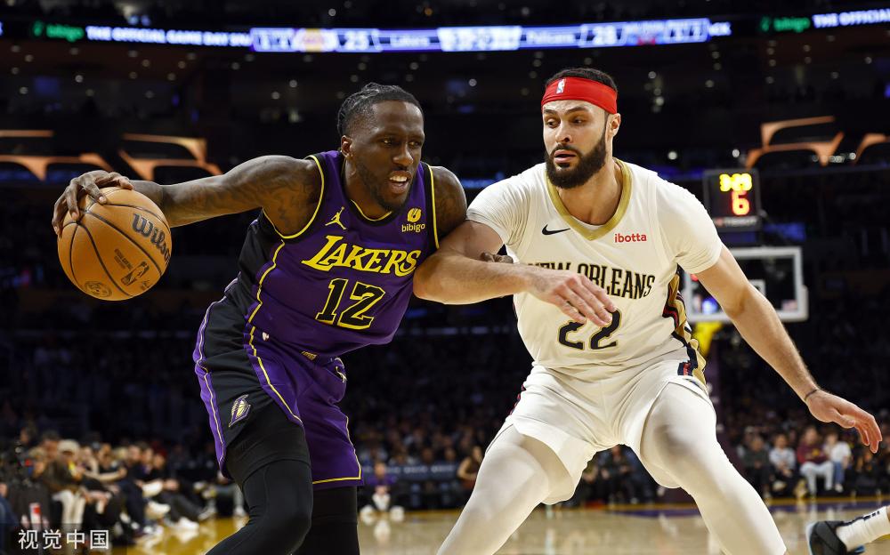 住了这三位 住了这三位